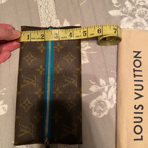 💯 Authentic Refurbished Louis Vuitton Coupon Holder or Tissue Holder - Picture 9 of 10